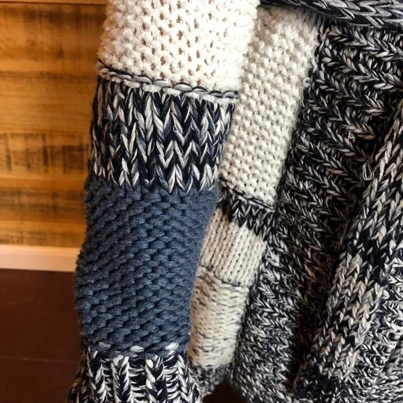 Loft, long sweater cardigan - Picture 8 of 10